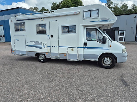 Köper husbil/husvagn omg även fukt defekt från 96-2019