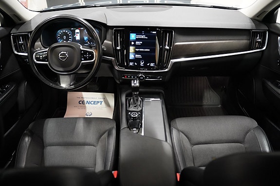 Volvo V90 Cross Country 10 of 20