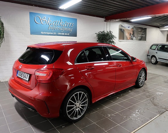 Mercedes-Benz A220 3 of 5