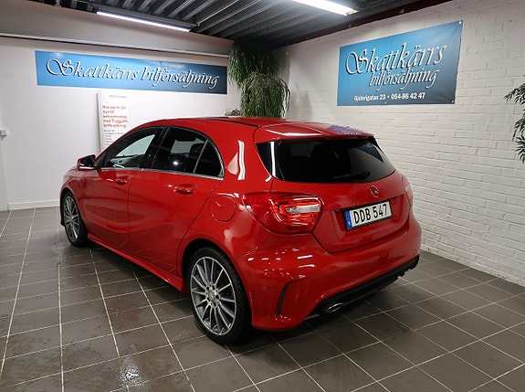 Mercedes-Benz A220 2 of 5