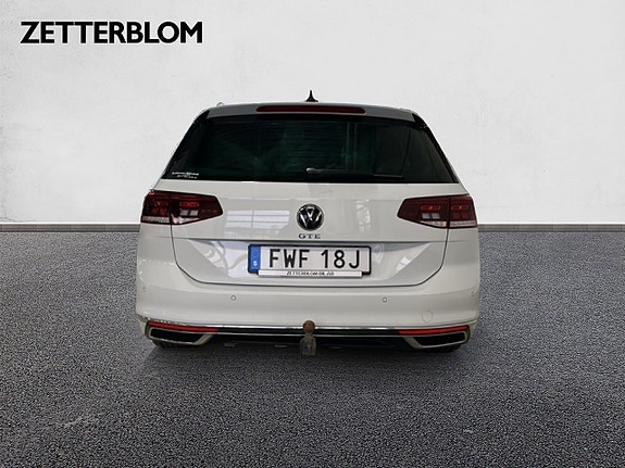Volkswagen Passat 4 of 20