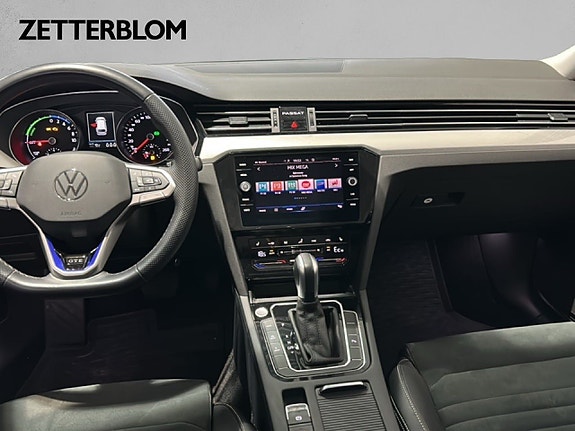 Volkswagen Passat 10 of 20