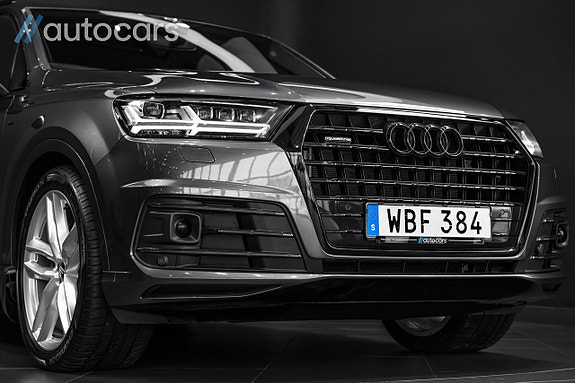 Audi Q7 9 of 30