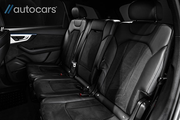 Audi Q7 25 of 30