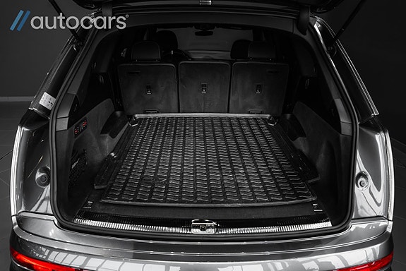 Audi Q7 27 of 30