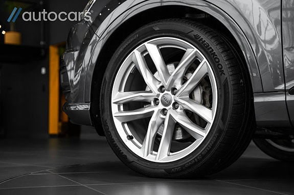 Audi Q7 8 of 30