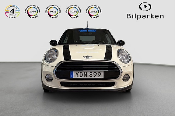 MINI Cooper 5 of 5