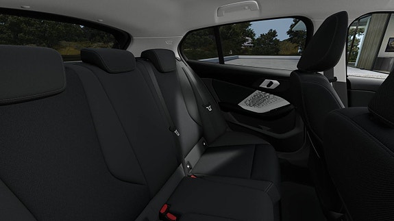 BMW 120 8 of 11
