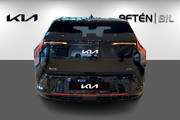 Kia EV3 8 of 19