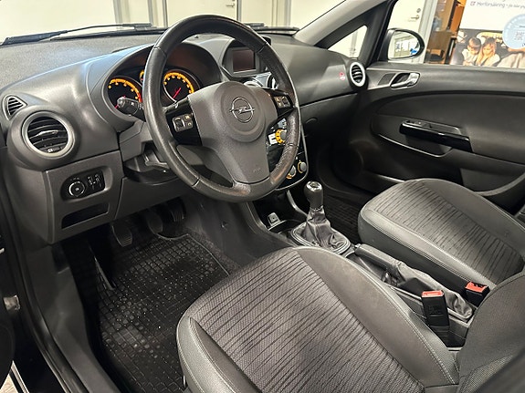 Opel Corsa 9 of 13
