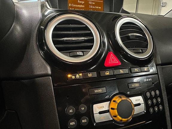 Opel Corsa 13 of 13
