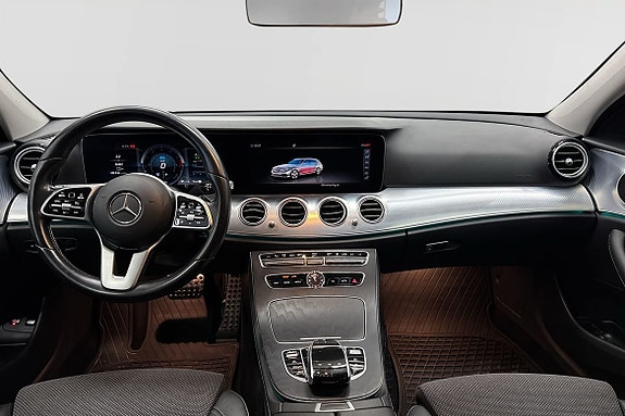 Mercedes-Benz E300 de 5 of 20