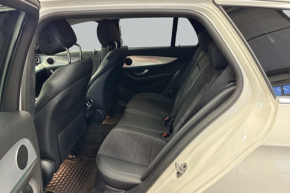 Mercedes-Benz E300 de 7 of 20