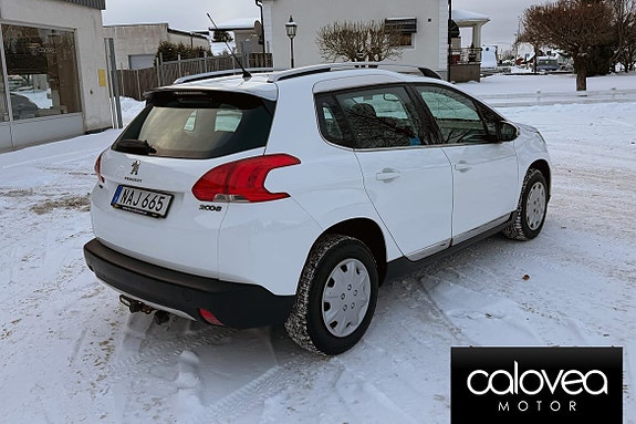 Peugeot 2008 16 of 19
