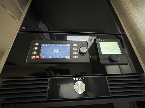 Sun Living S-serien 75Sl TRUMA VÄRME | AGATE BLACK (METALLIC) HYTT 10 of 27