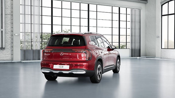 Mercedes-Benz GLB250+ 2 of 5