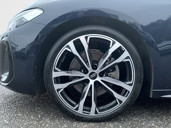 Audi A5 9 of 12