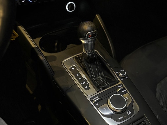 Audi A3 10 of 21