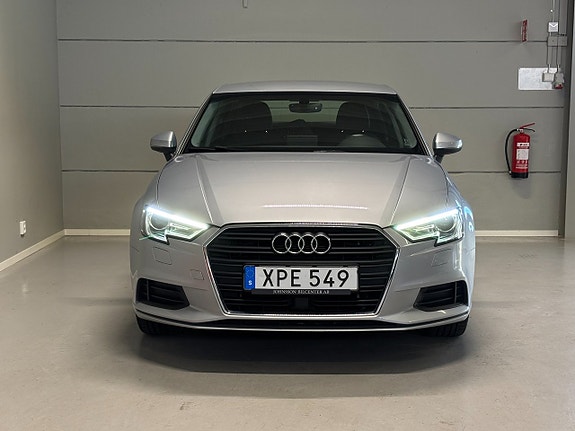Audi A3 3 of 21