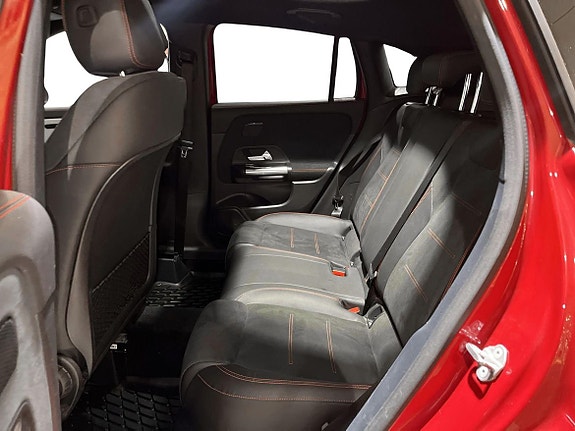 Mercedes-Benz GLA200 d 9 of 26