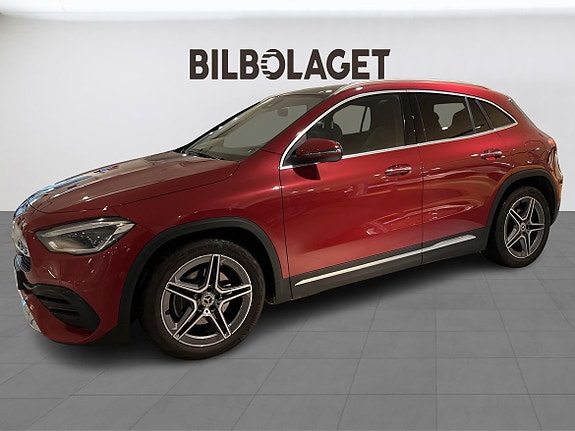 Mercedes-Benz GLA200 d 3 of 5