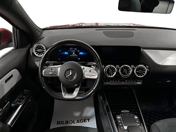 Mercedes-Benz GLA200 d 11 of 26