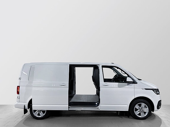Volkswagen Transporter 3 of 5