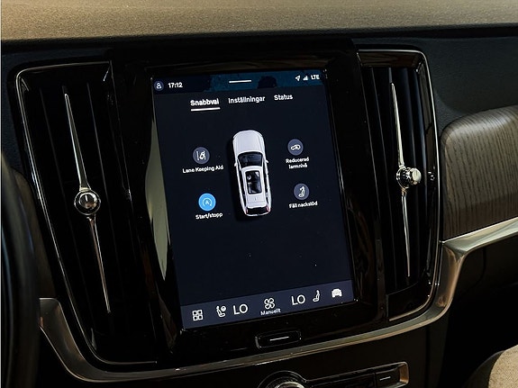 Volvo V90 Cross Country 27 of 27