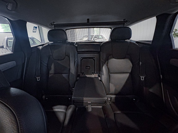Volvo V90 Cross Country 15 of 30