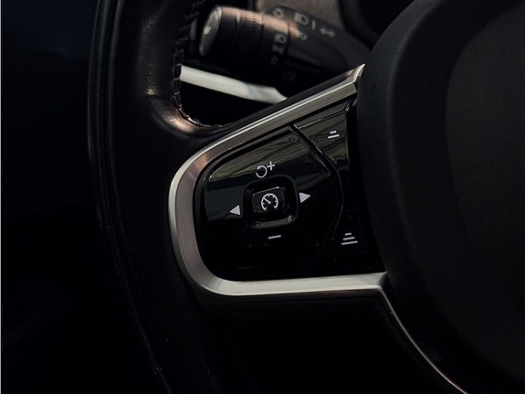 Volvo V90 Cross Country 21 of 27