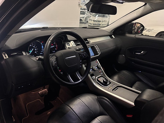 Land Rover Range Rover Evoque 8 of 22