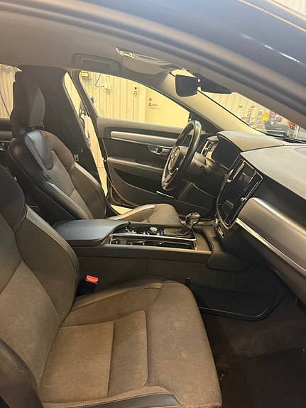 Volvo V90 7 of 12
