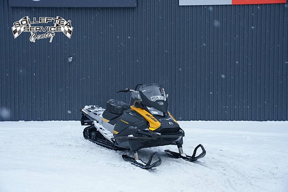 SKI-DOO TUNDRA 600 ACE -21