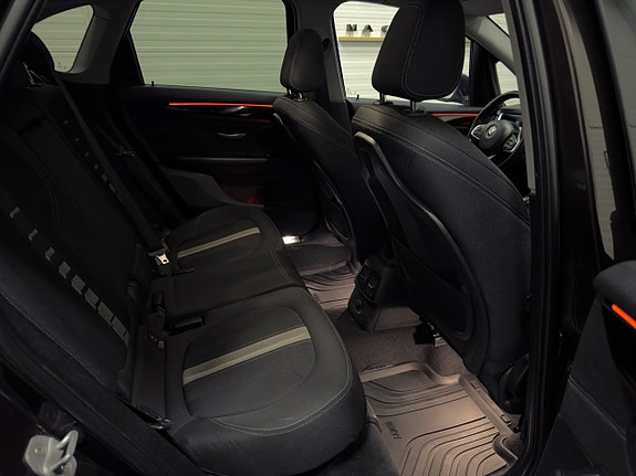 BMW 218 22 of 26