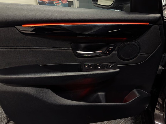 BMW 218 20 of 26