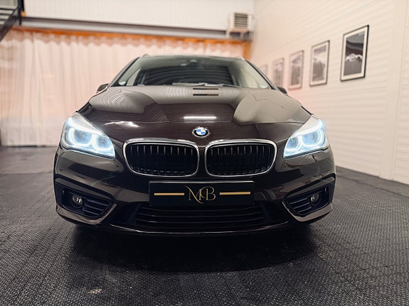 BMW 218 6 of 26