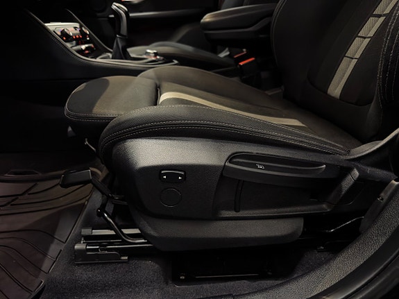 BMW 218 19 of 26