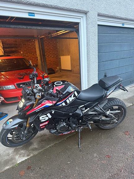 Suzuki GSX-S1000 2022 2 of 3