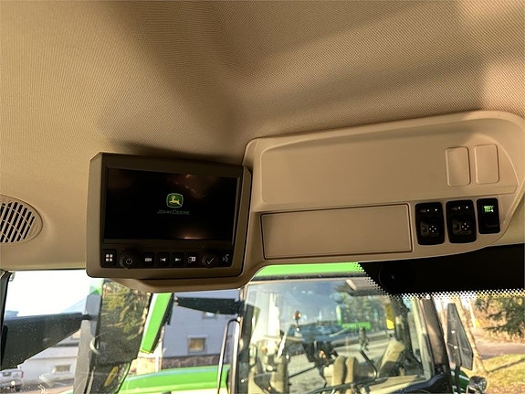 John Deere 6R 155 7 of 7
