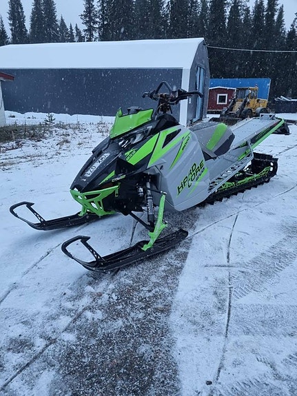 Arctic Cat m8000 Hardcore evo 162” -18 Räntekampanj