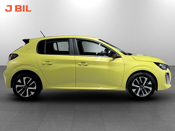 Peugeot 208 4 of 14