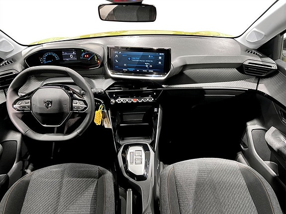 Peugeot 208 3 of 14