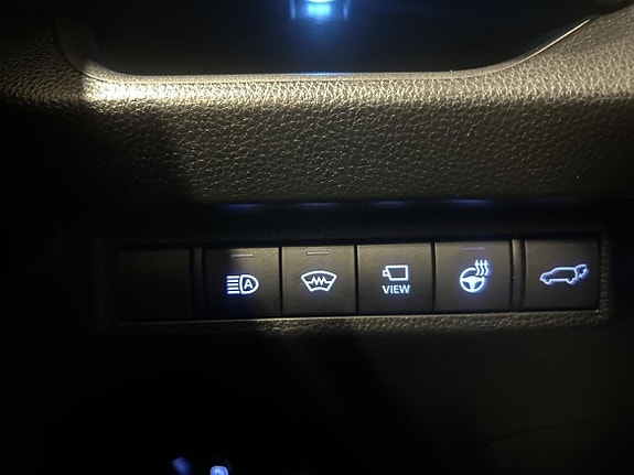 Toyota RAV4 22 of 25