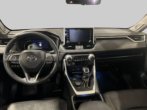 Toyota RAV4 12 of 25