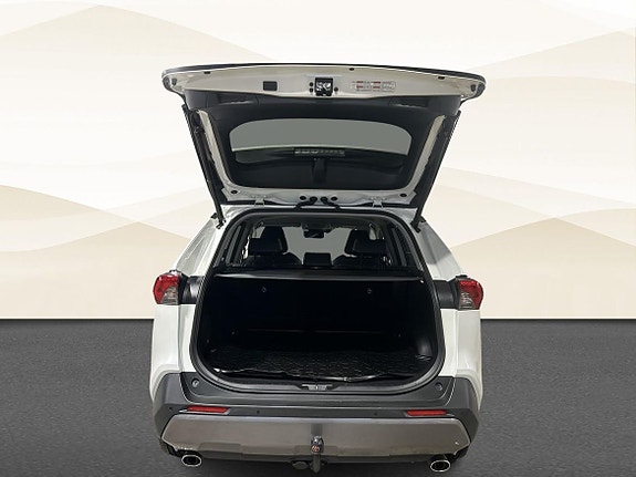 Toyota RAV4 13 of 25