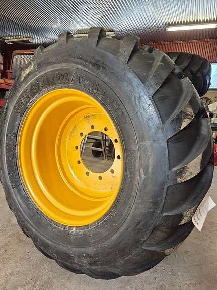 Trelleborg TWIN 421 600/65 -26.5