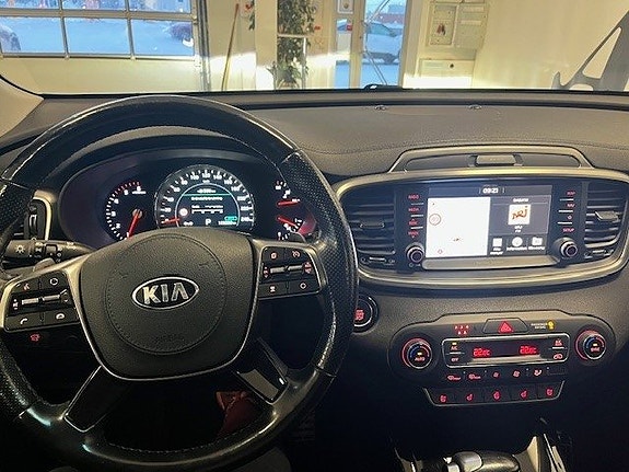 Kia Sorento 14 of 15