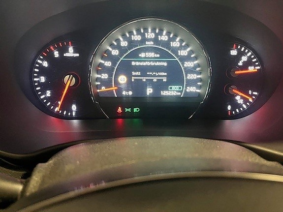 Kia Sorento 13 of 15