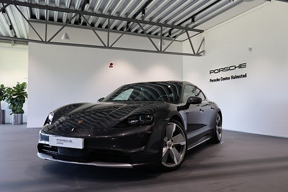 Porsche Taycan Cross Turismo
