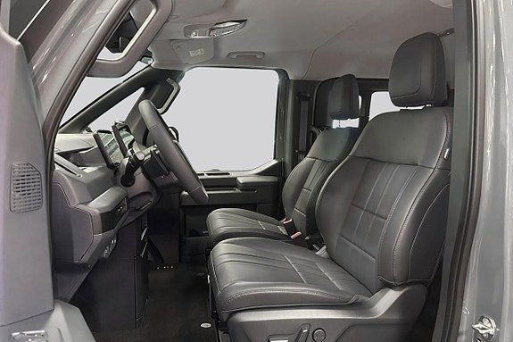 Kia PV5 8 of 20